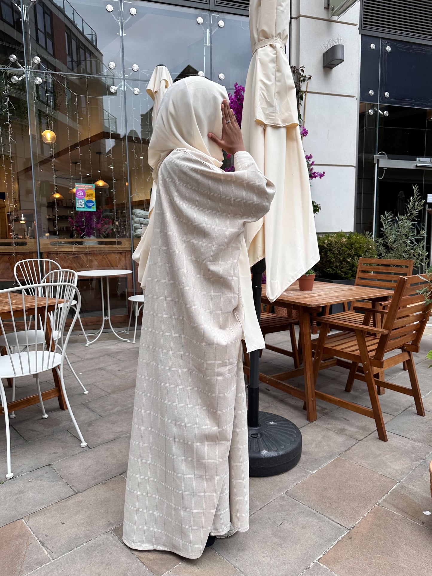 Golden Beige Linen (closed abaya)