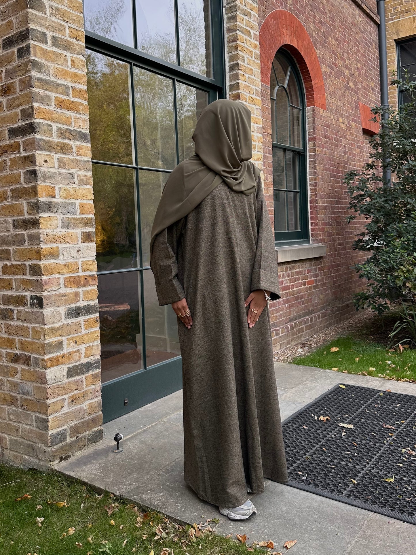 Wool Inspired Closed Abaya