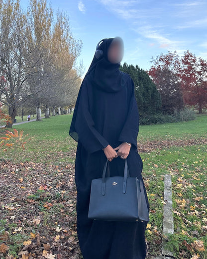 Luna Black Abaya