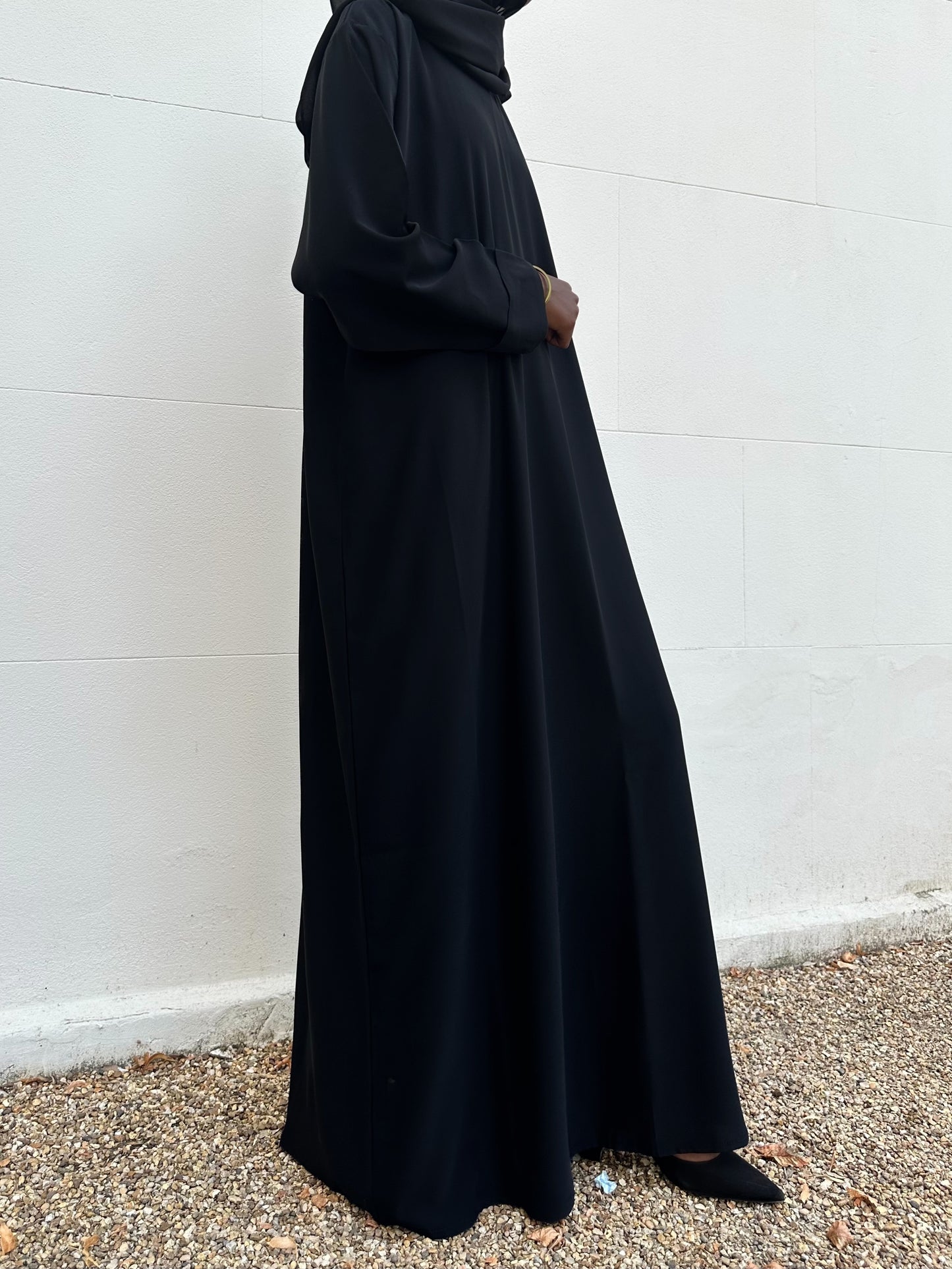 Black Elegance Closed Abaya Set