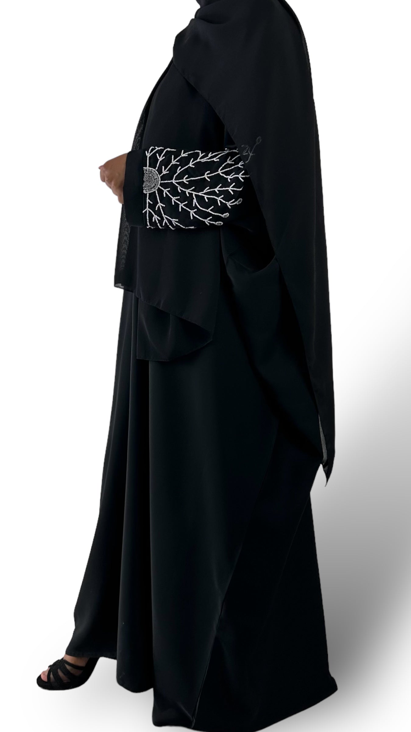 Zulekha (closed abaya)