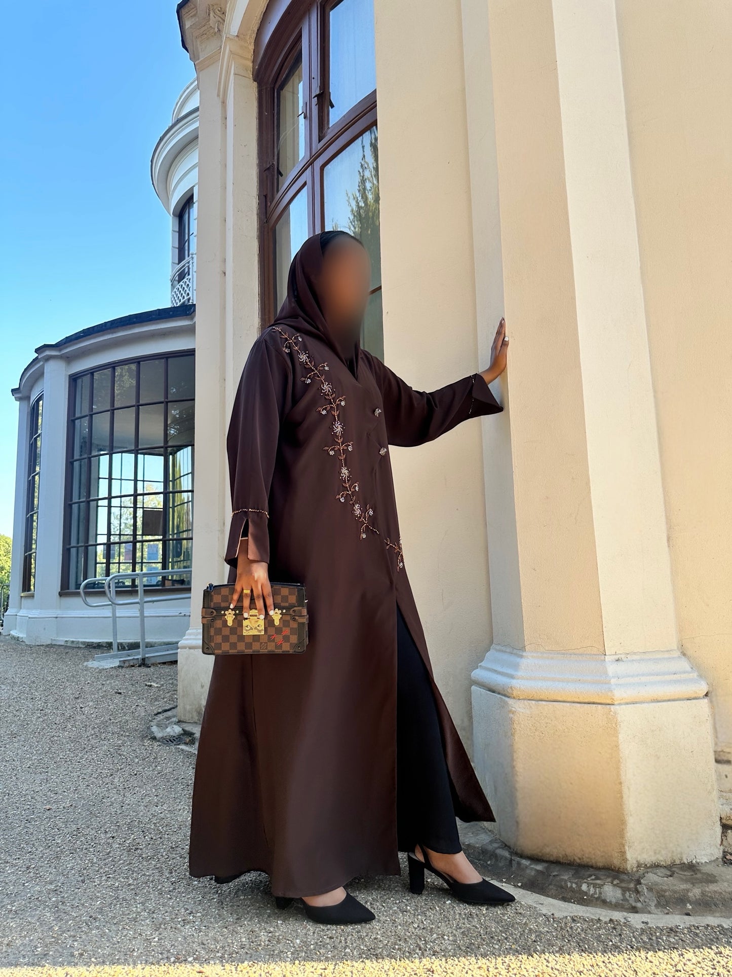 Espresso Stylish Élégance Abaya Set
