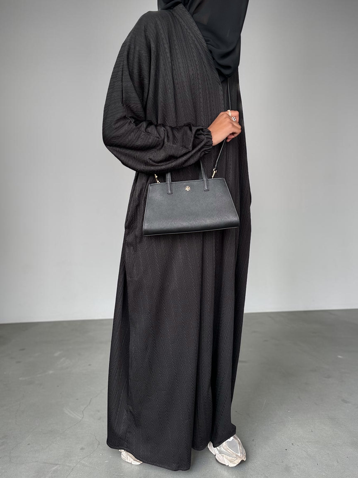 Black Knit Abaya