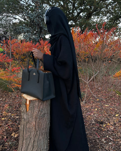 Luna Black Abaya
