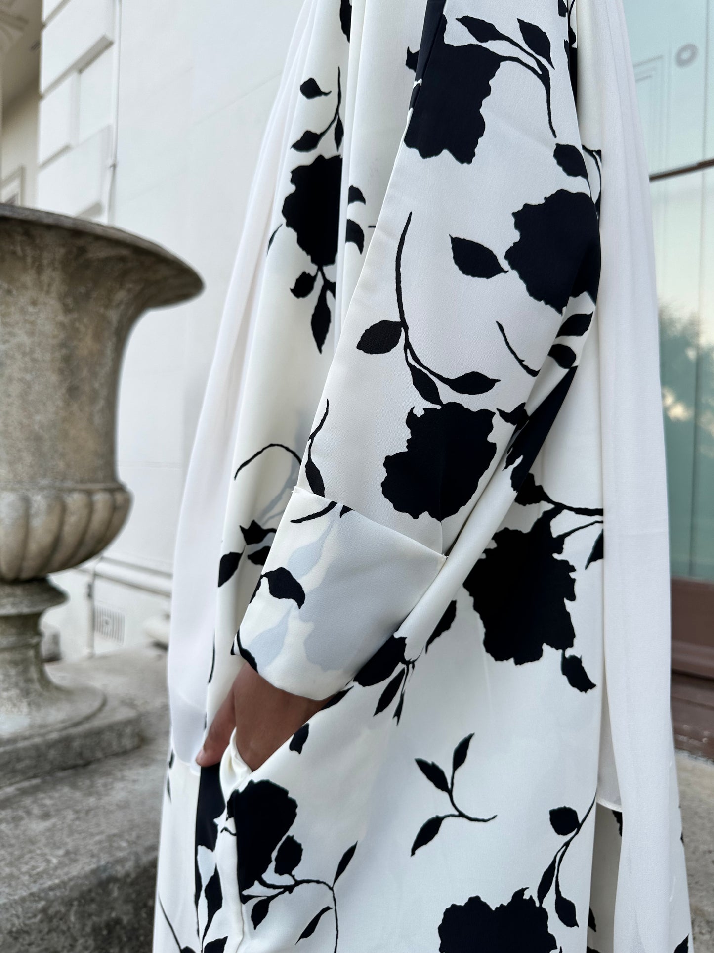 Fleur Ivoire Oversized Abaya Set