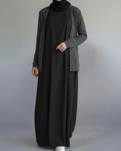 Black sleeveless dress
