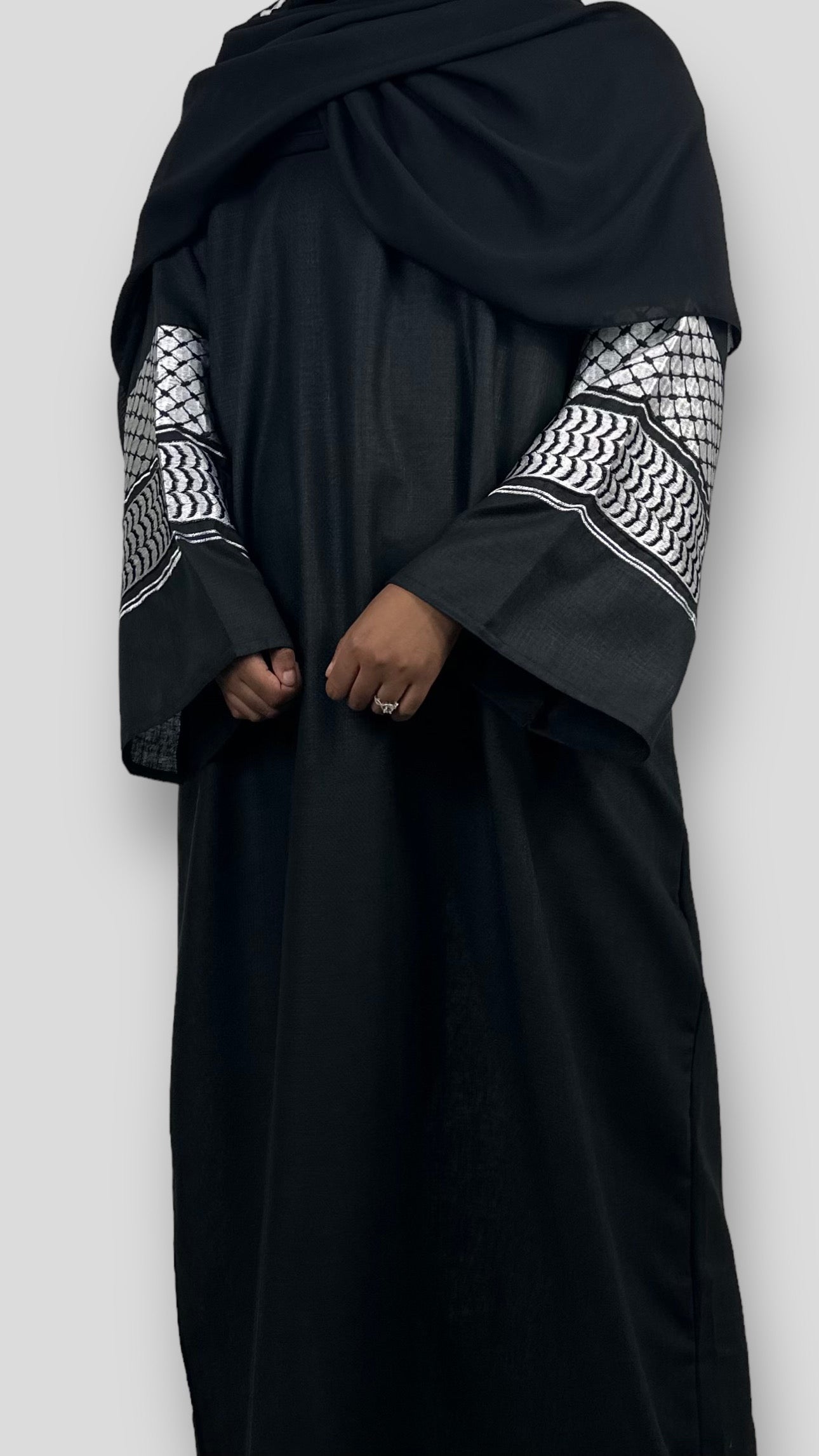 Keffiyeh closed abaya