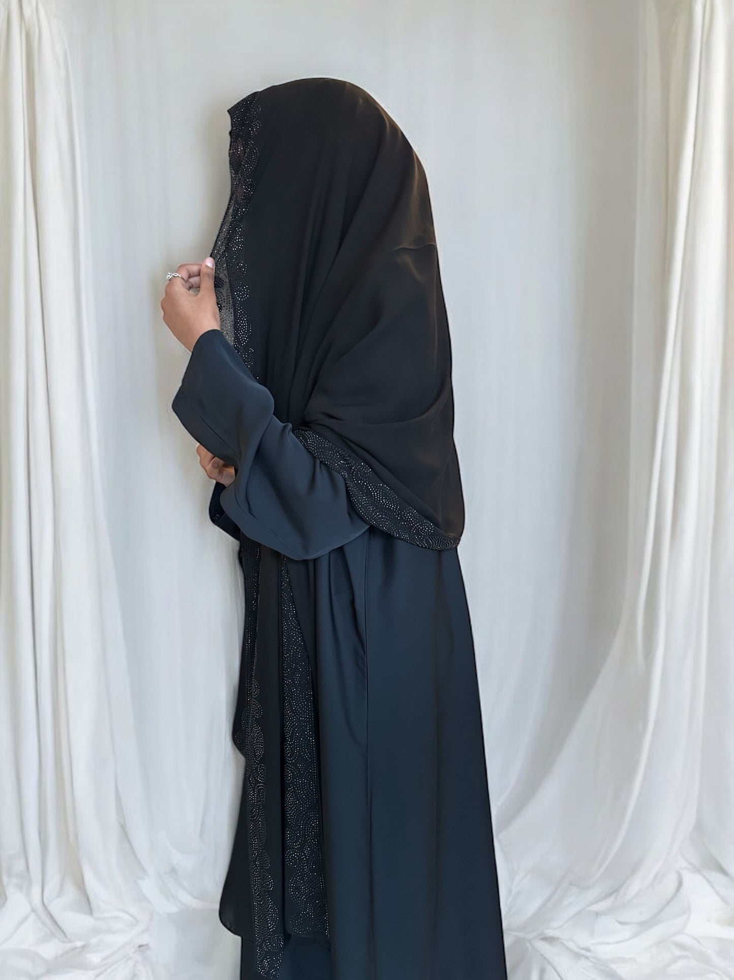 Elegant Black Maxi Hijab