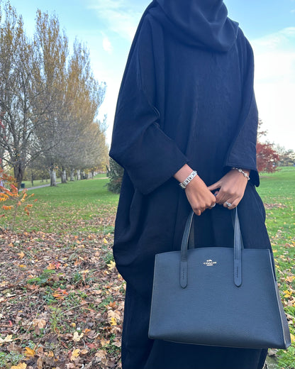 Luna Black Abaya