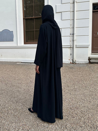 Black Elegance Closed Abaya Set