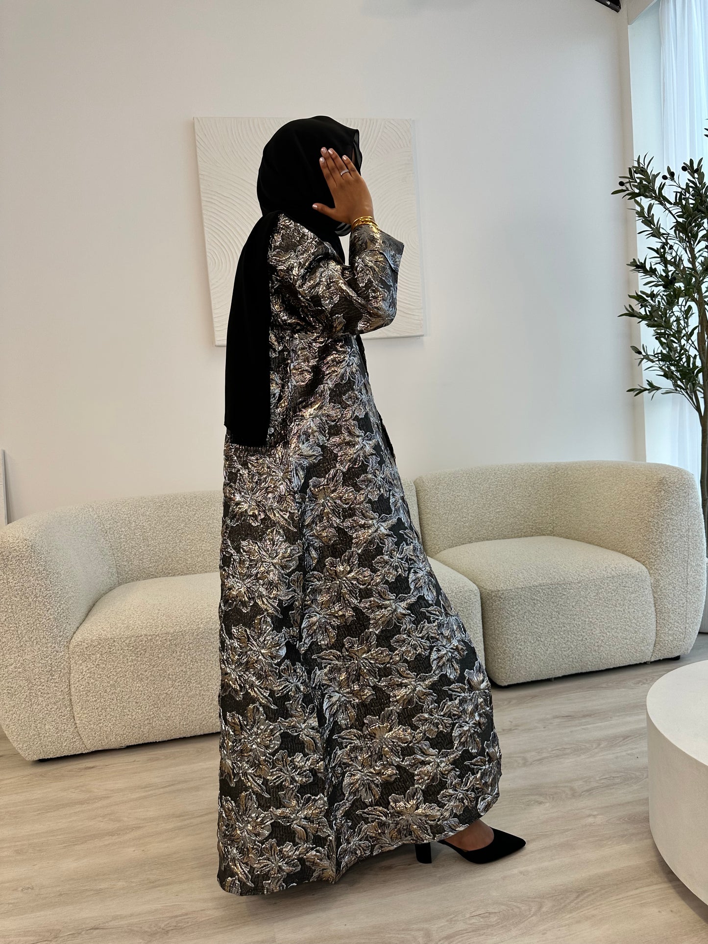 Regal Jacquard Open Abaya